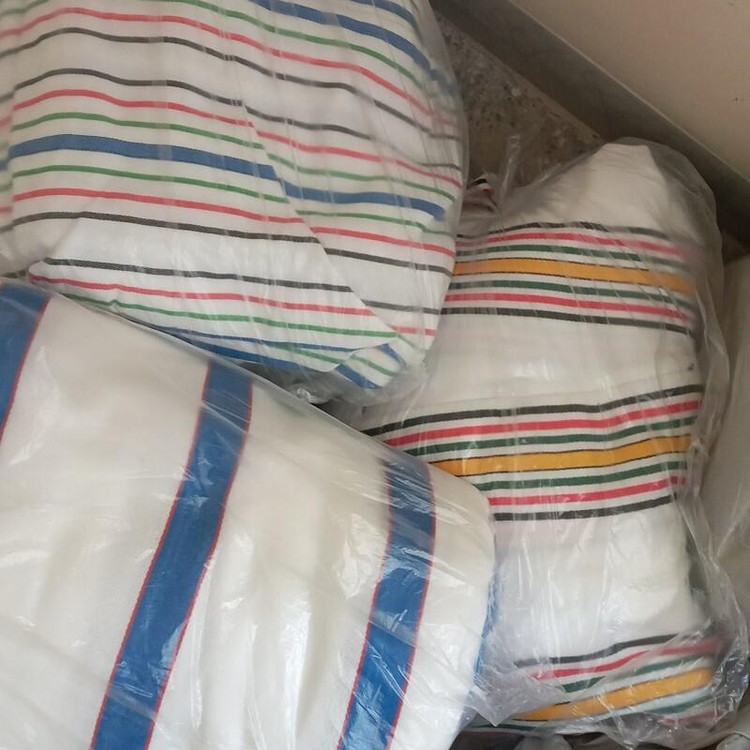 چادر ماشین نخی ضخیم مخصوص تیبا هاچبک ( تیبا 2) ( برزنتی نخی ضخیم و با ضمانت مقاومت در برابر افتاب)