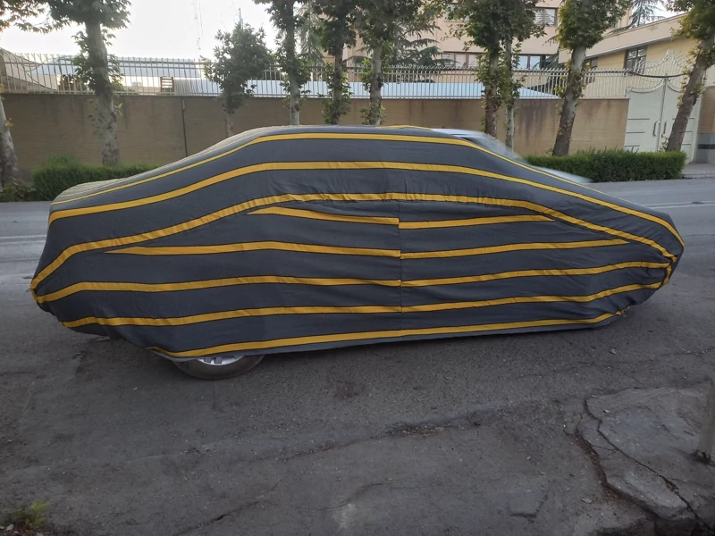 چادر ماشین نخی پشت کرکی مخصوص شاهین (داخل پنبه ای، ضد خش و مقاوم به آفتاب)(زمینه سفید)